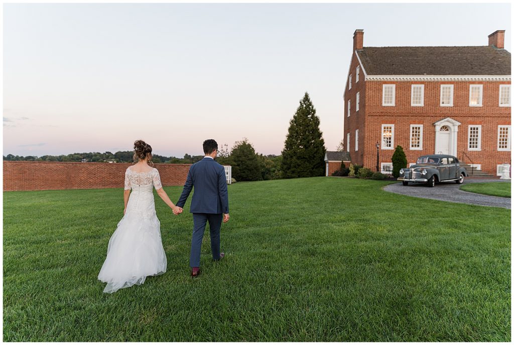 Romantic bride and groom portraits at Dulany's Overlook | Taylor'd Southern Events | Maryland Wedding Photographer