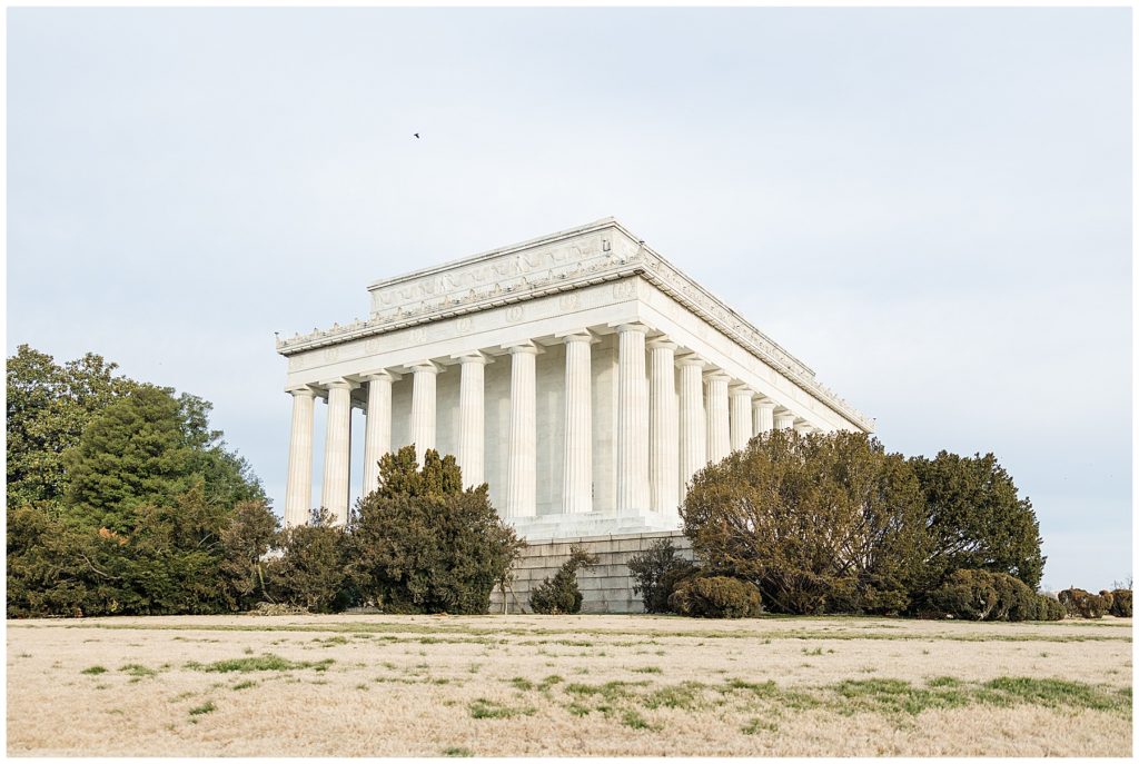 Lincoln Memorial Sunrise Engagement Session | Taylord Southern Events Photography | DMV Wedding Photographer